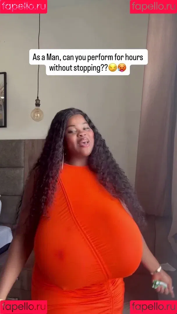 Chioma Lovv / chiomalovv Onlyfans Photo Gallery 