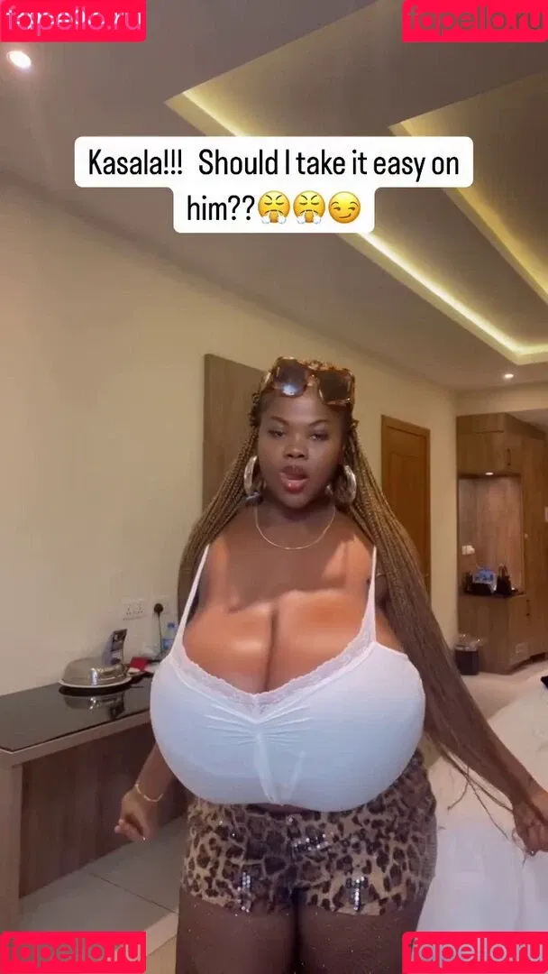 Chioma Lovv / chiomalovv Onlyfans Photo Gallery 