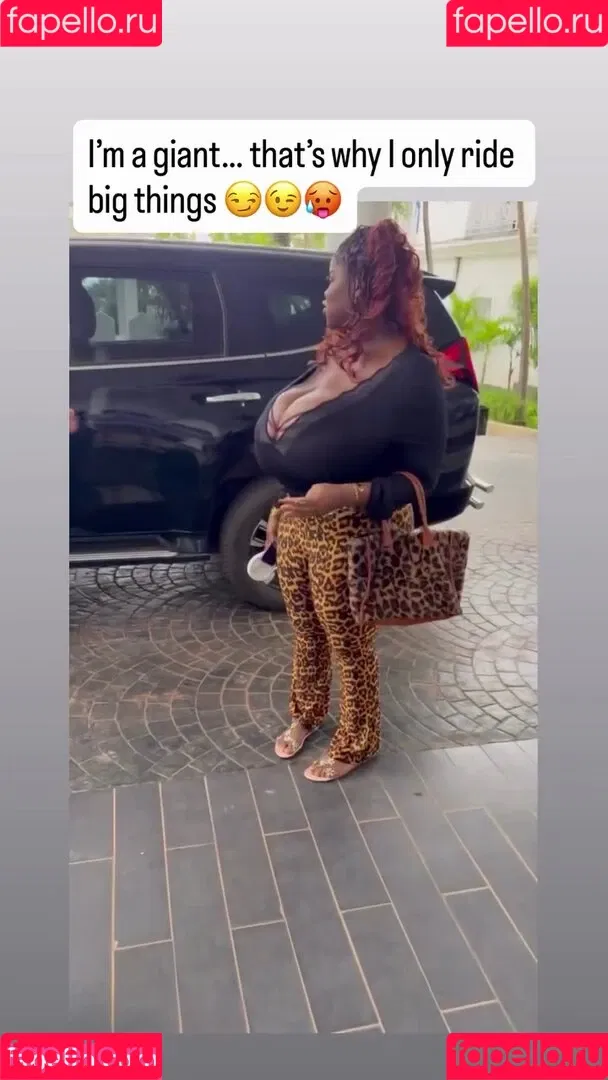 Chioma Lovv / chiomalovv Onlyfans Photo Gallery 