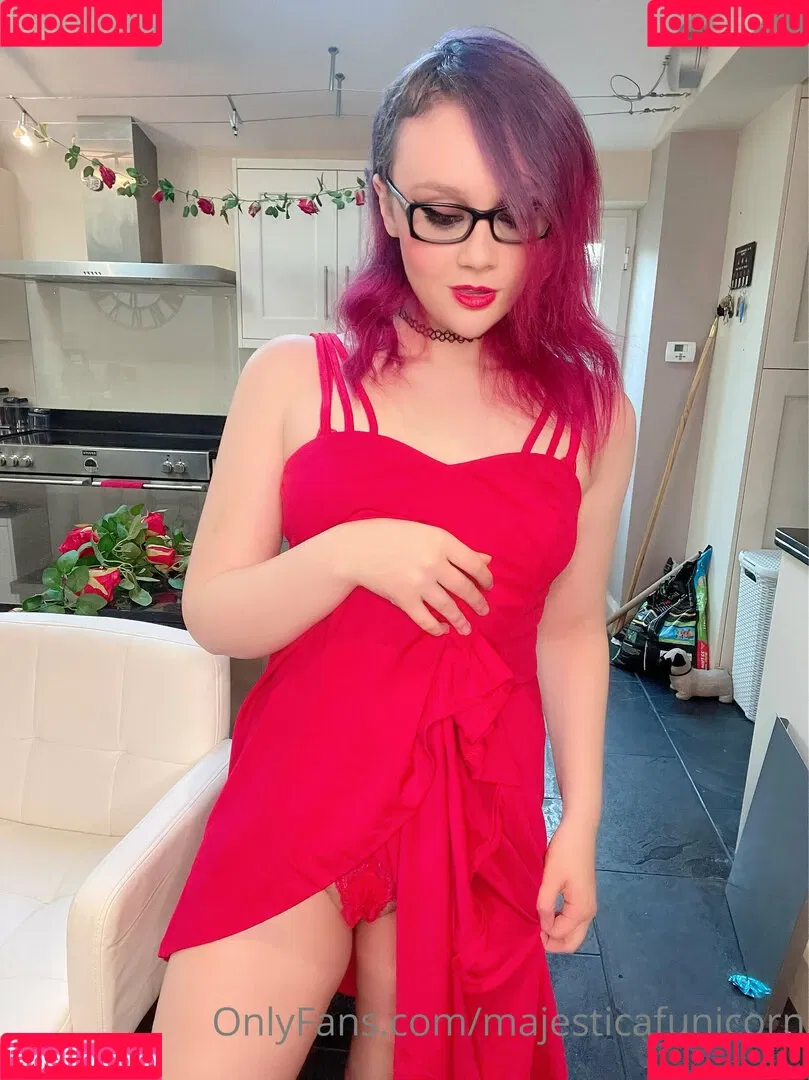 dude_you_fugly / majesticafunicorn / majesticnudes Onlyfans Photo Gallery 