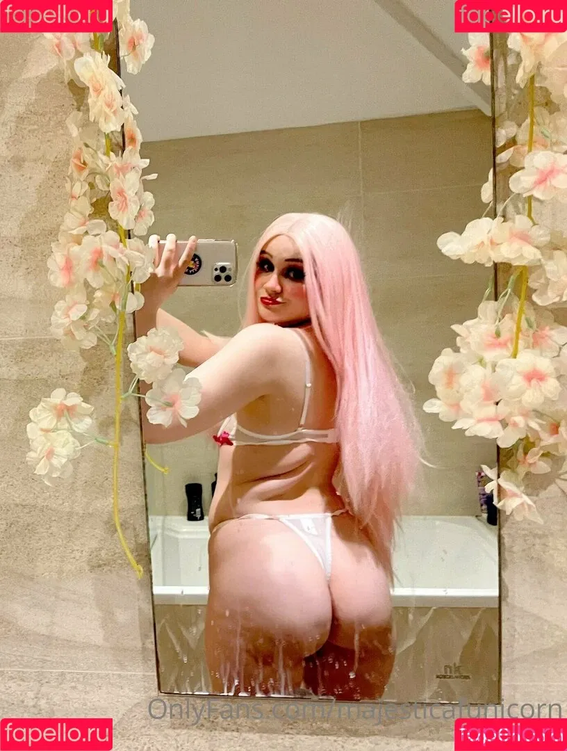 dude_you_fugly / majesticafunicorn / majesticnudes Onlyfans Photo Gallery 