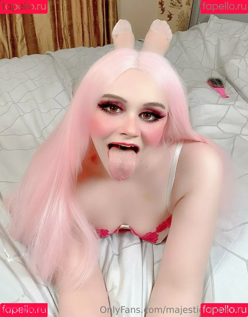 dude_you_fugly / majesticafunicorn / majesticnudes Onlyfans Photo Gallery 