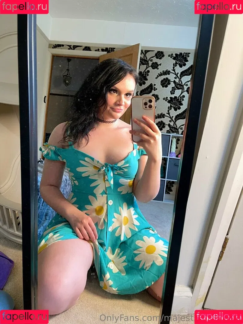 dude_you_fugly / majesticafunicorn / majesticnudes Onlyfans Photo Gallery 