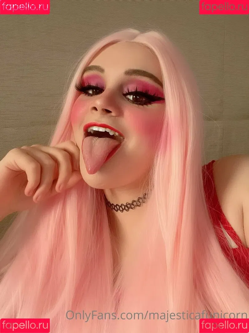 dude_you_fugly / majesticafunicorn / majesticnudes Onlyfans Photo Gallery 