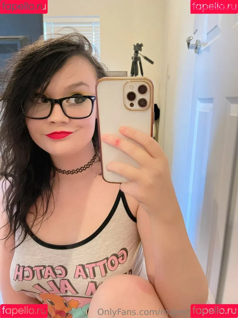 dude_you_fugly / majesticafunicorn / majesticnudes Onlyfans Photo Gallery 