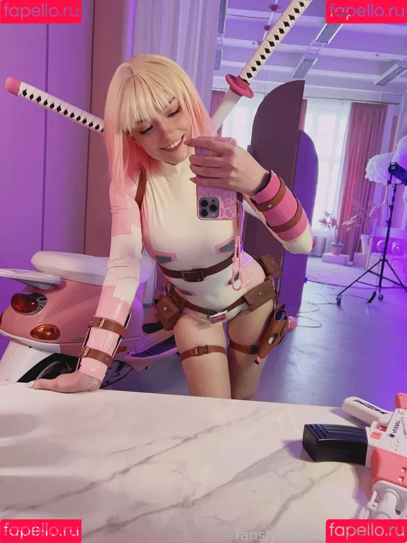 CarryKey_ / Carrykey / carry.key_cosplay Onlyfans Photo Gallery 