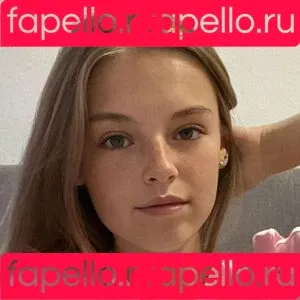 chloe.miiller / chloeemiller Onlyfans Photo Gallery 