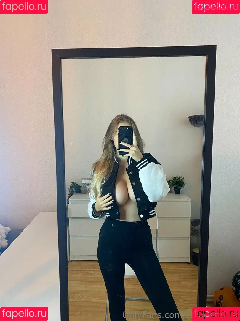 chloe.miiller / chloeemiller Onlyfans Photo Gallery 