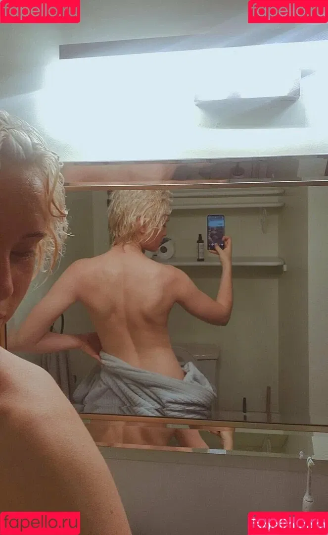 anyuser / vega.cos Onlyfans Photo Gallery 