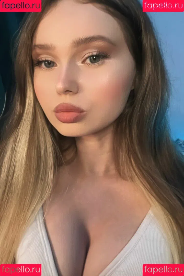 _evaannaa_ / anna eva / evaanna / evaanna_ / evaannaa Onlyfans Photo Gallery 