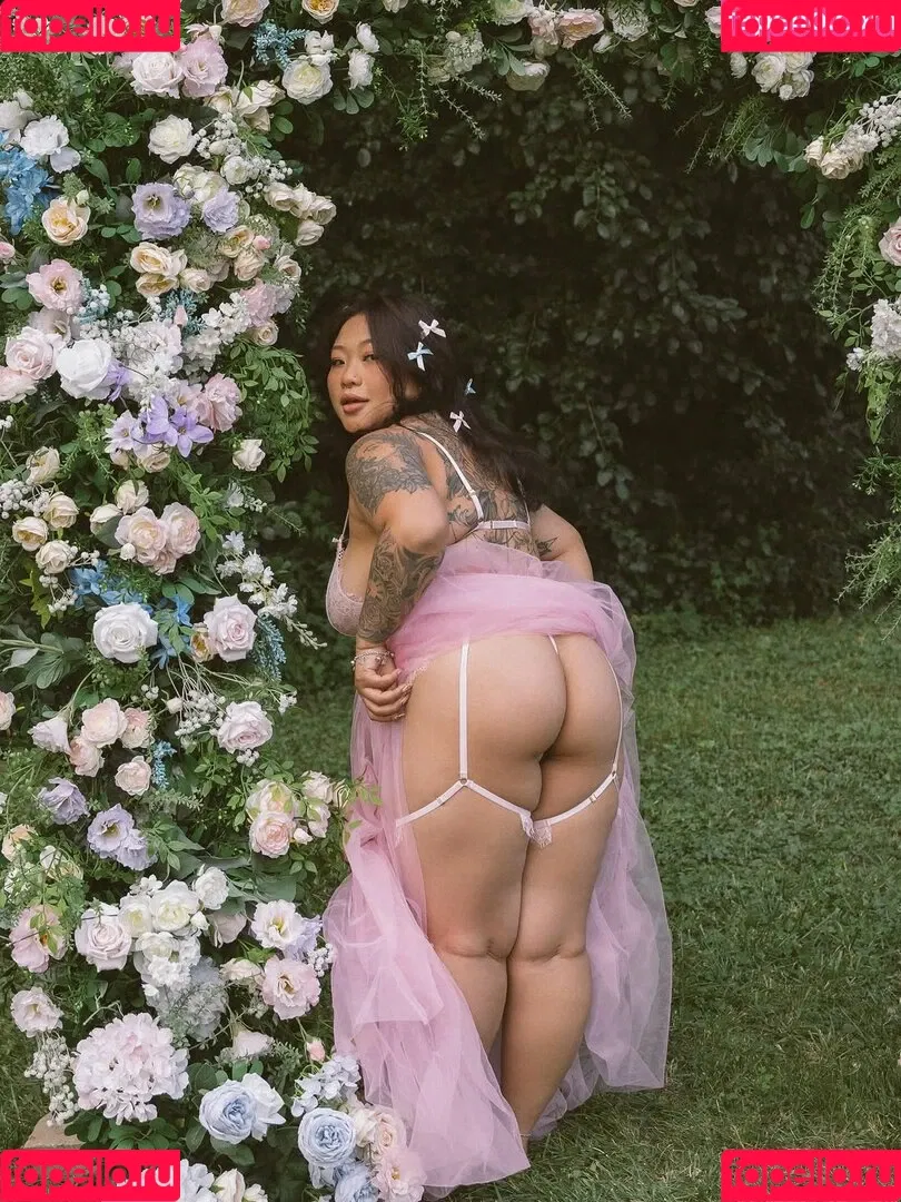 Mee Wang / m34tymeeow / meeciwang Onlyfans Photo Gallery 