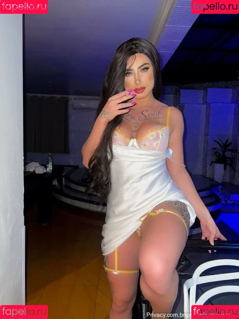 Julia Govea / juliagovea Onlyfans Photo Gallery 