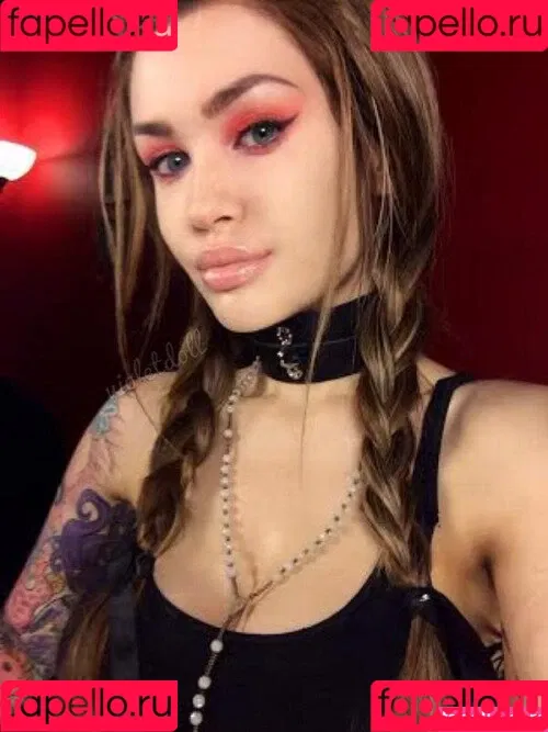 Violet Doll / monochromaticdoll / violetdoll / violetxxxdoll Onlyfans Photo Gallery 