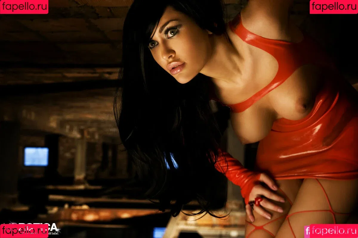 Violet Doll / monochromaticdoll / violetdoll / violetxxxdoll Onlyfans Photo Gallery 