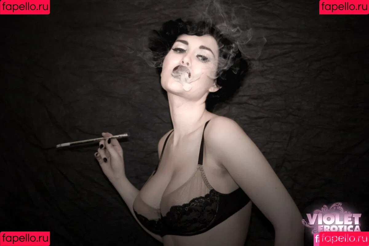 Violet Doll / monochromaticdoll / violetdoll / violetxxxdoll Onlyfans Photo Gallery 