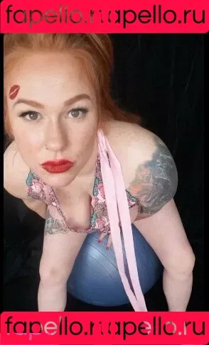 bigmcevoy / ellafuchsfree Onlyfans Photo Gallery 