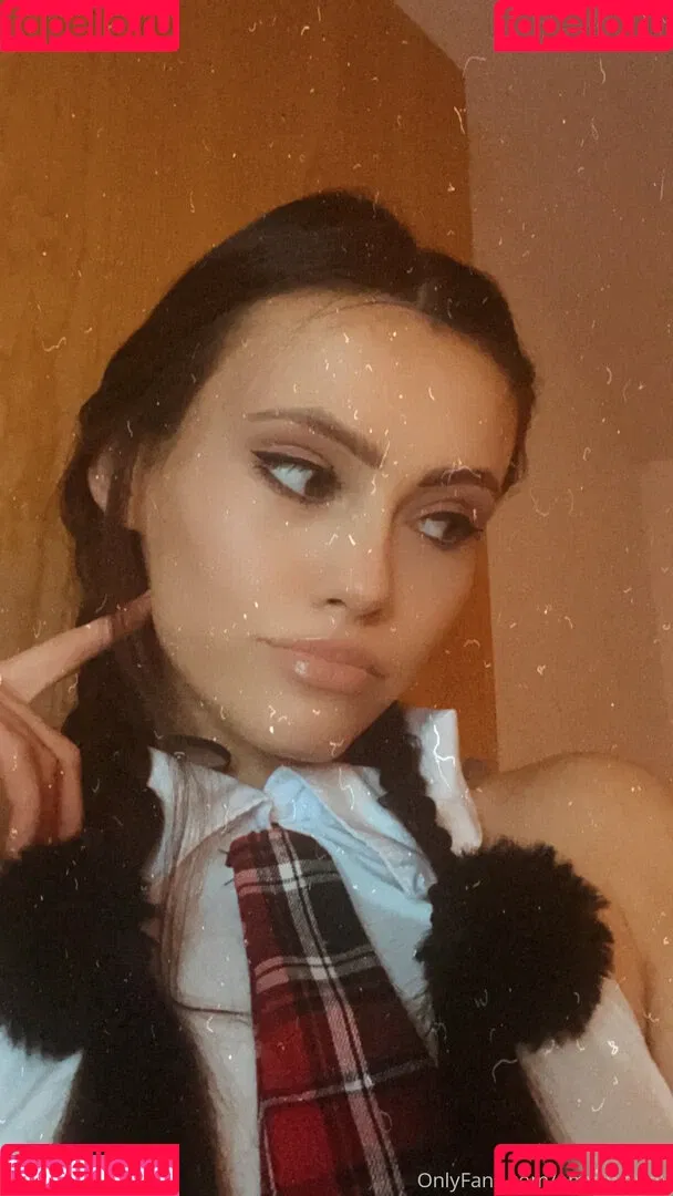 british_bananna / britishamianna Onlyfans Photo Gallery 