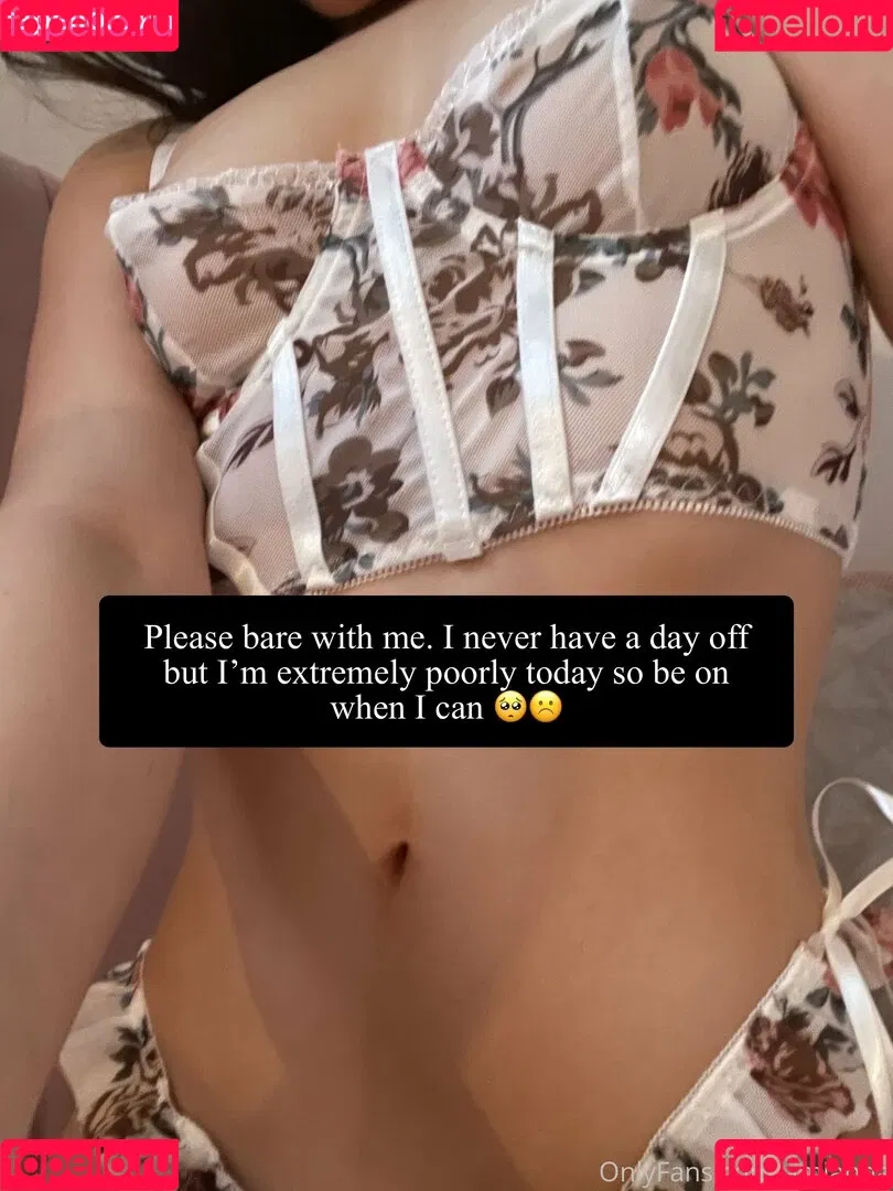 british_bananna / britishamianna Onlyfans Photo Gallery 