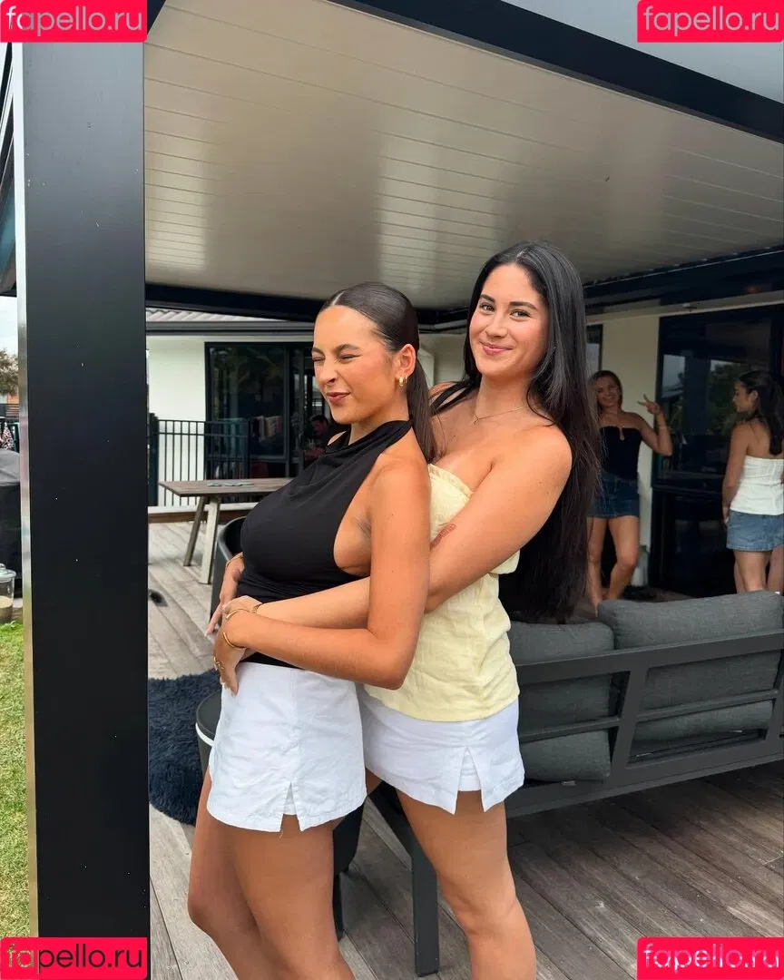 Ella Midgley / ellamiidgley Onlyfans Photo Gallery 