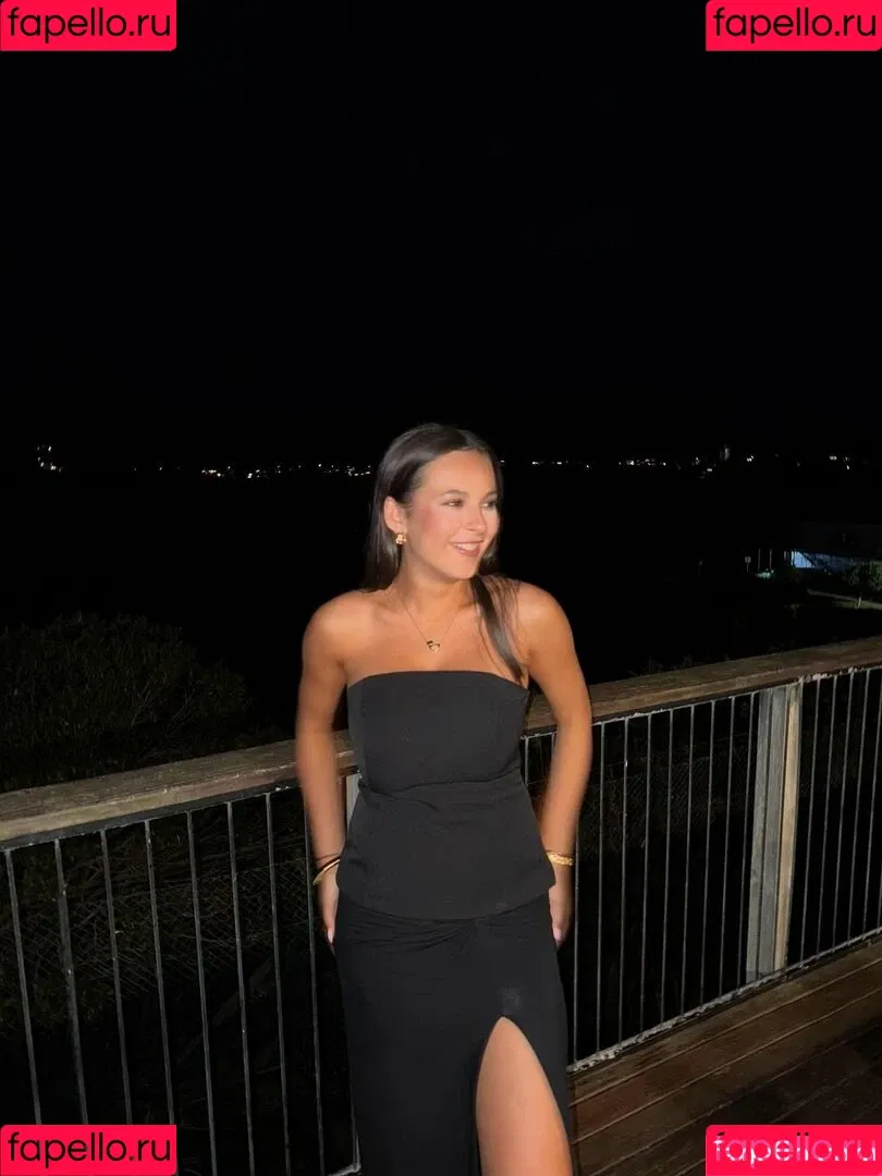 Ella Midgley / ellamiidgley Onlyfans Photo Gallery 