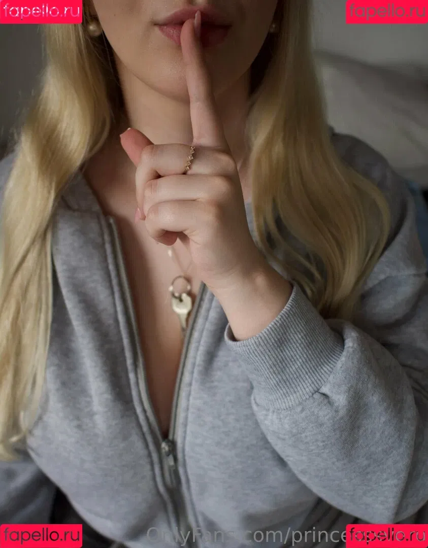 Urfemaledom / princesssvero Onlyfans Photo Gallery 