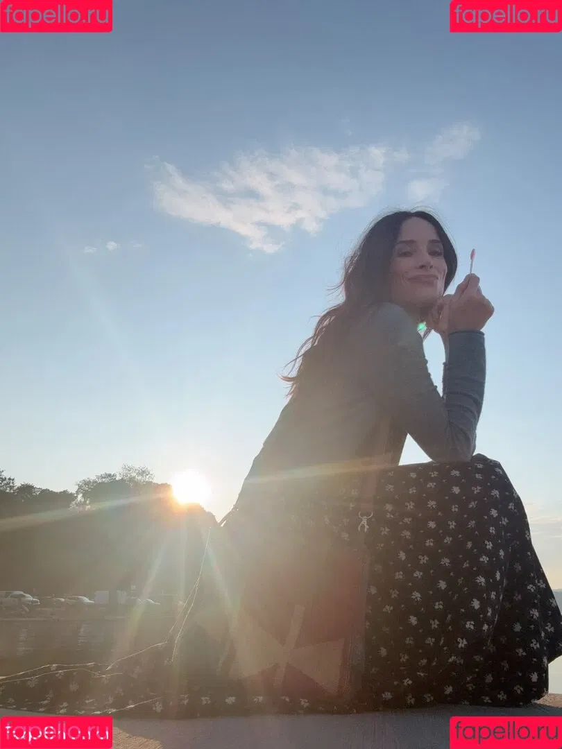 Abigail Spencer / abigailspencer Onlyfans Photo Gallery 