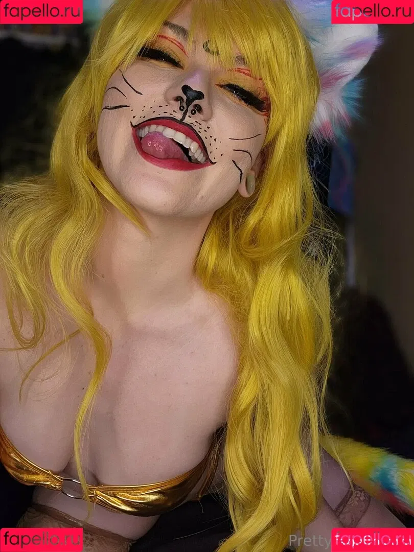 Erin Evelyn / Erin_Evelyn13 / Tsuki / erinevelyn2 / prettypettsuki Onlyfans Photo Gallery 