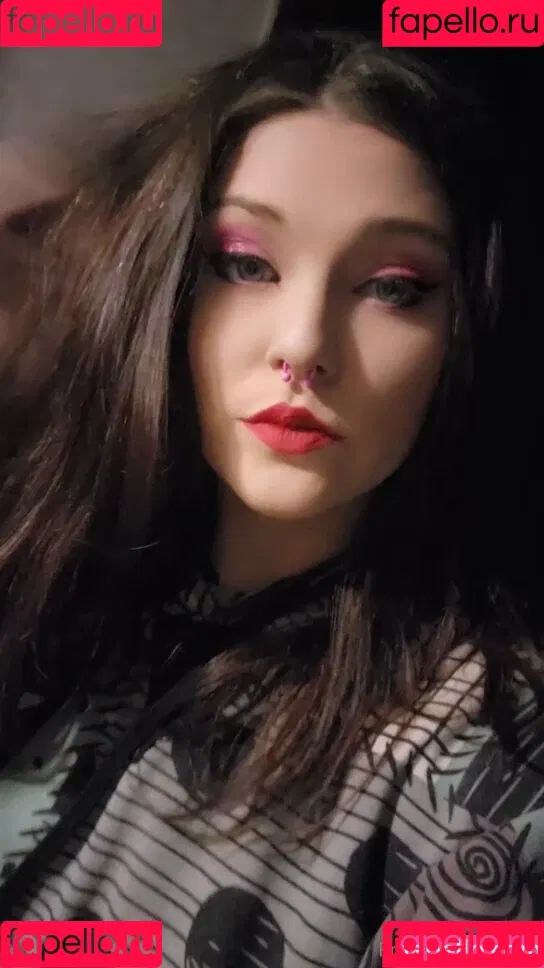 Erin Evelyn / Erin_Evelyn13 / Tsuki / erinevelyn2 / prettypettsuki Onlyfans Photo Gallery 