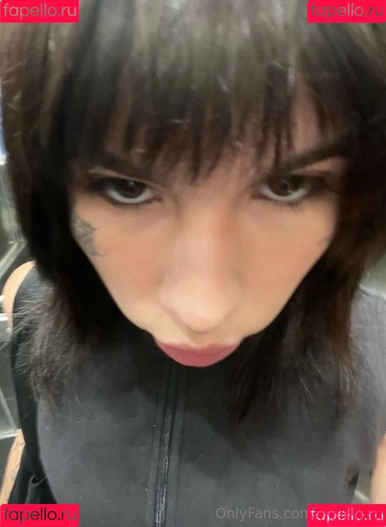 flumenar Onlyfans Photo Gallery 