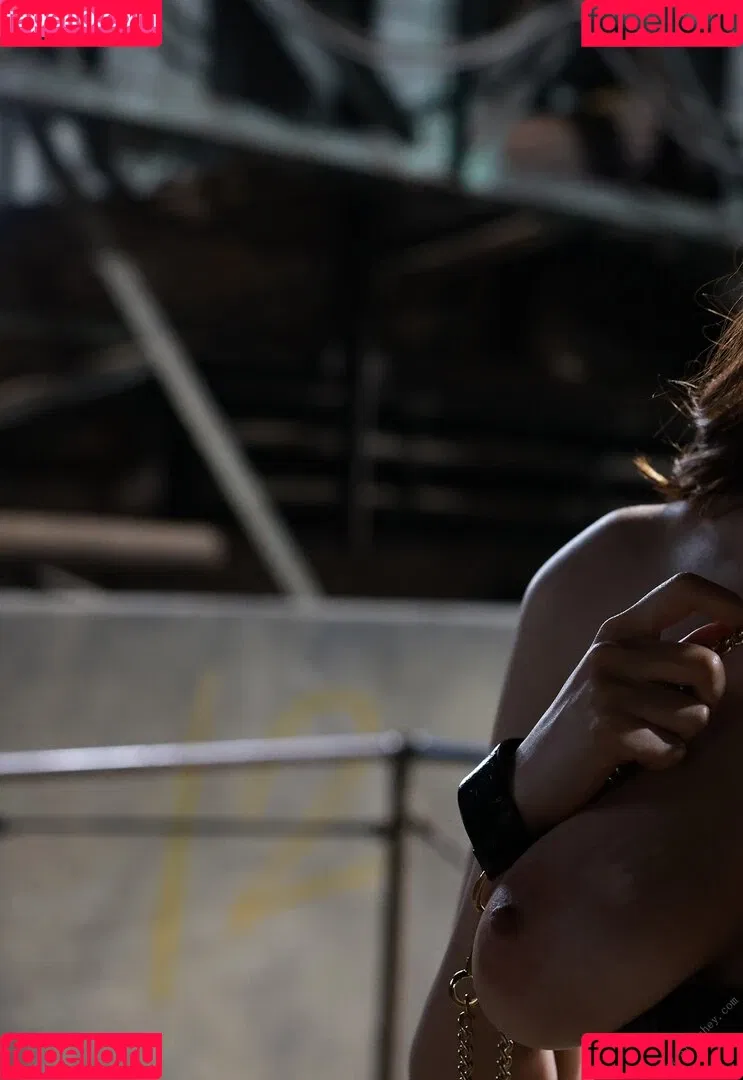 Rara Anzai / Rion / Shion Utsunomiya Onlyfans Photo Gallery 