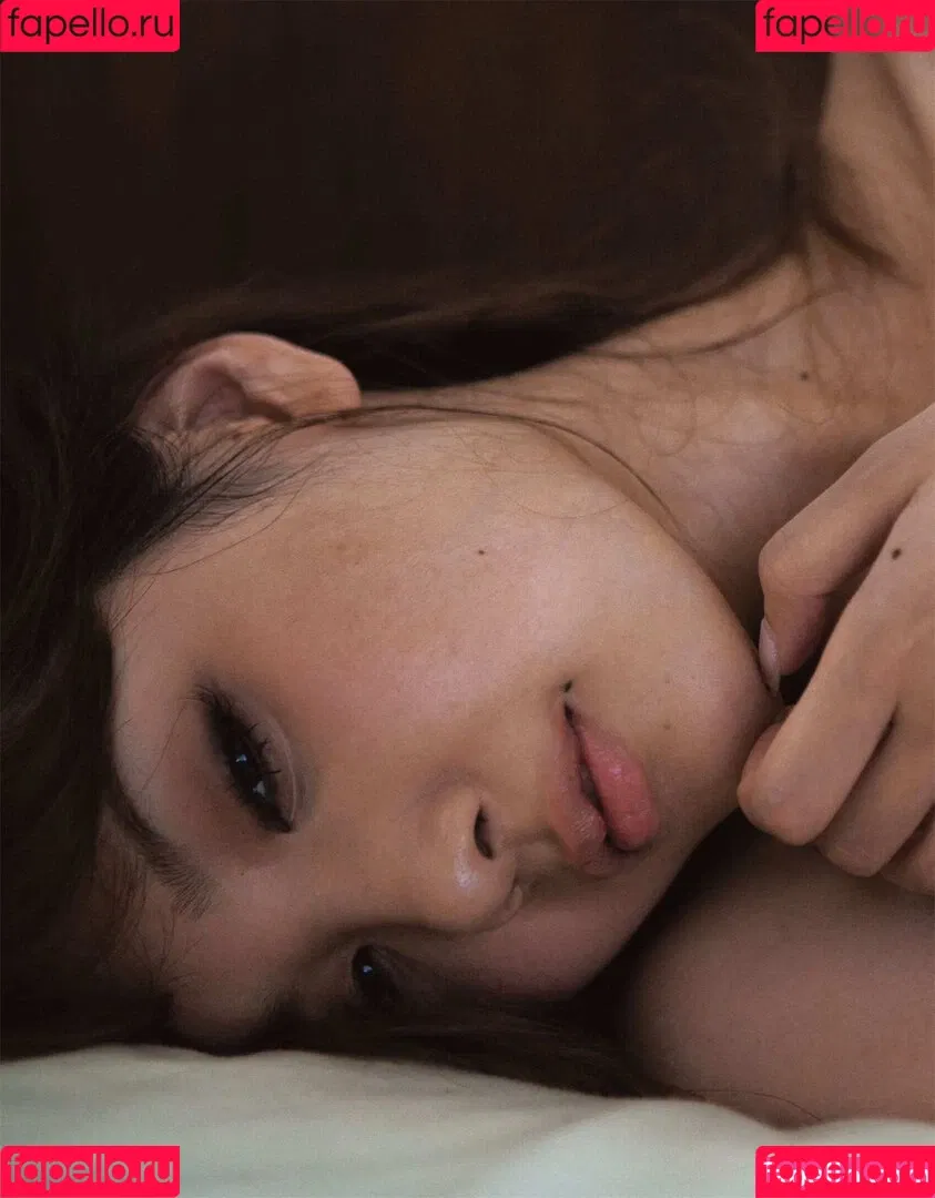 Rara Anzai / Rion / Shion Utsunomiya Onlyfans Photo Gallery 