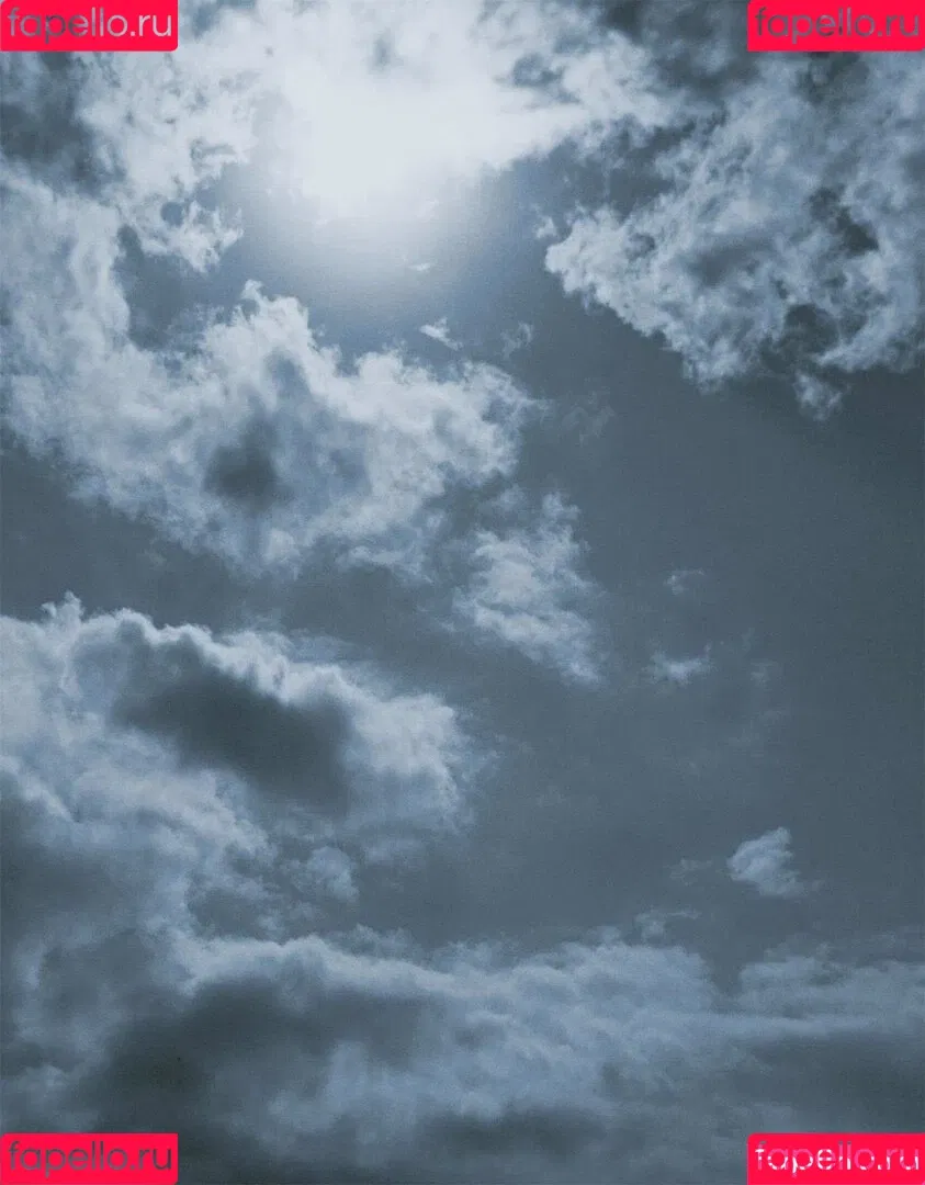 Rara Anzai / Rion / Shion Utsunomiya Onlyfans Photo Gallery 