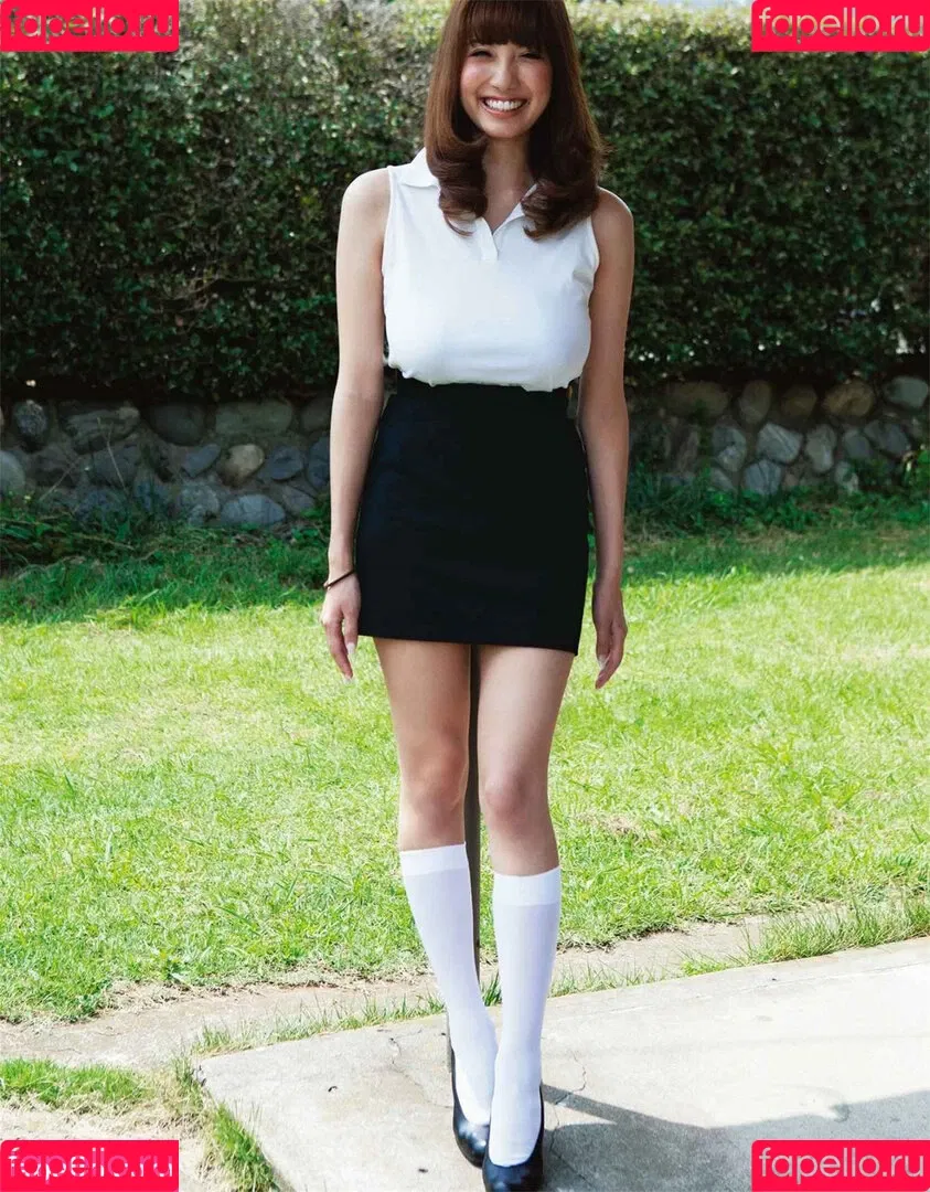 Rara Anzai / Rion / Shion Utsunomiya Onlyfans Photo Gallery 