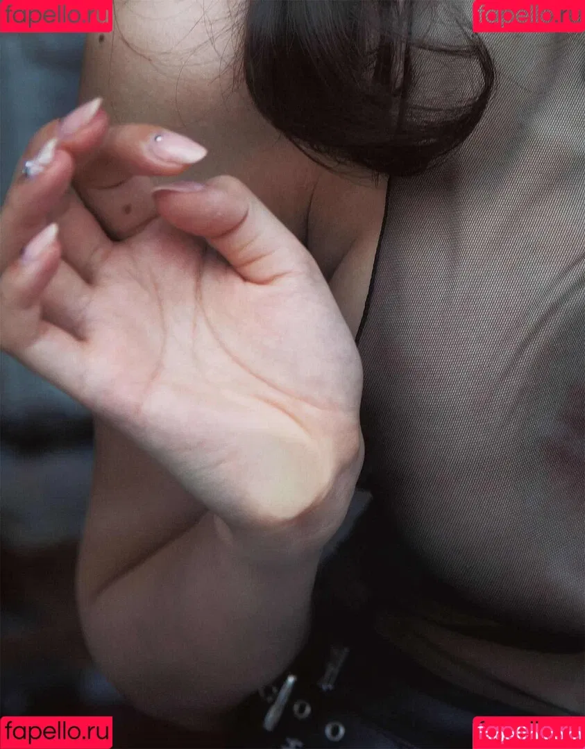 Rara Anzai / Rion / Shion Utsunomiya Onlyfans Photo Gallery 