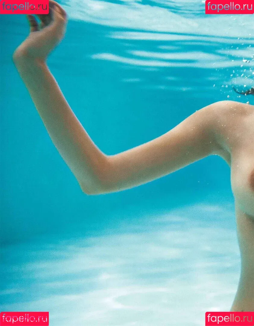 Rara Anzai / Rion / Shion Utsunomiya Onlyfans Photo Gallery 