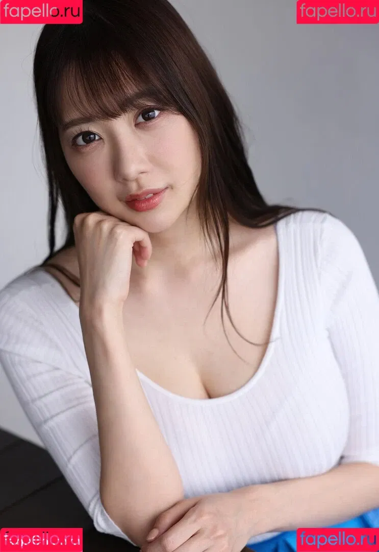 Rara Anzai / Rion / Shion Utsunomiya Onlyfans Photo Gallery 