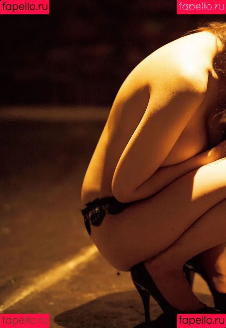 Rara Anzai / Rion / Shion Utsunomiya Onlyfans Photo Gallery 