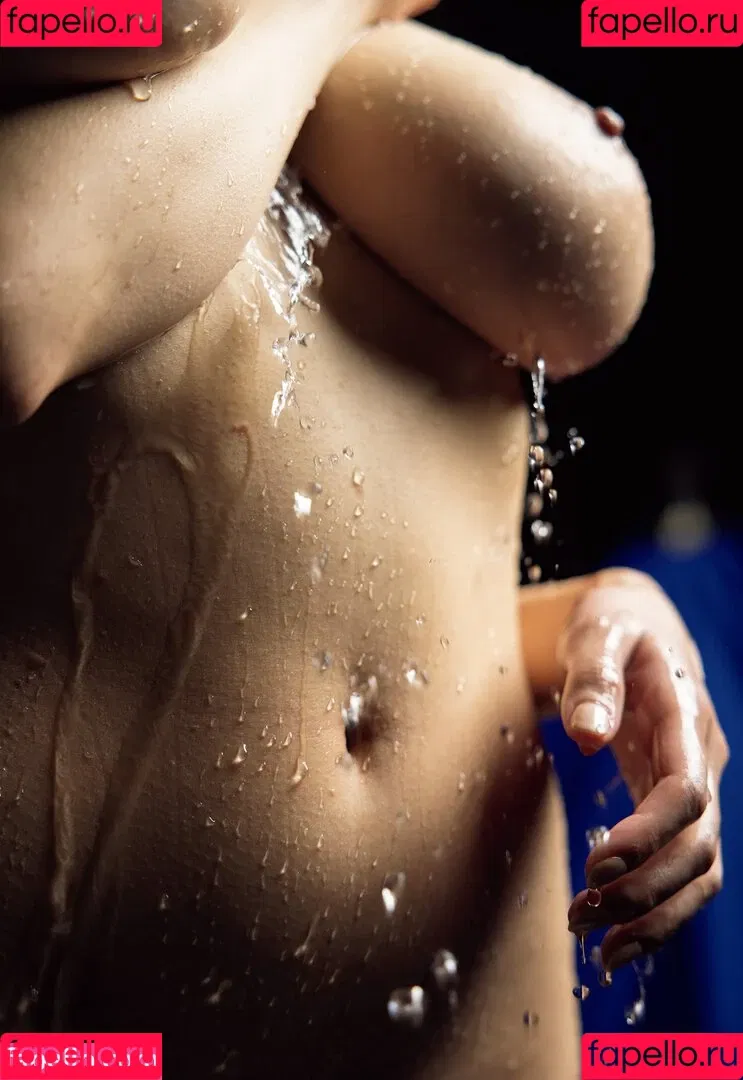 Rara Anzai / Rion / Shion Utsunomiya Onlyfans Photo Gallery 