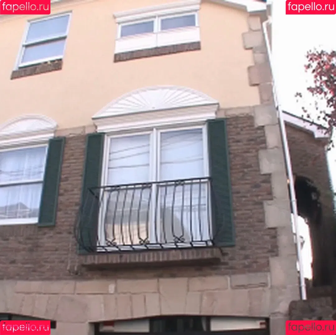 Rara Anzai / Rion / Shion Utsunomiya Onlyfans Photo Gallery 