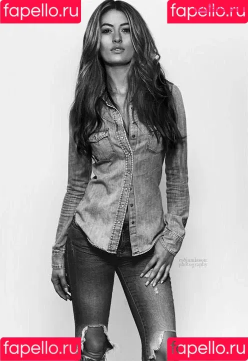 Charlotte Mckenna / Modelmouth / kennsss1 / model_mouth Onlyfans Photo Gallery 