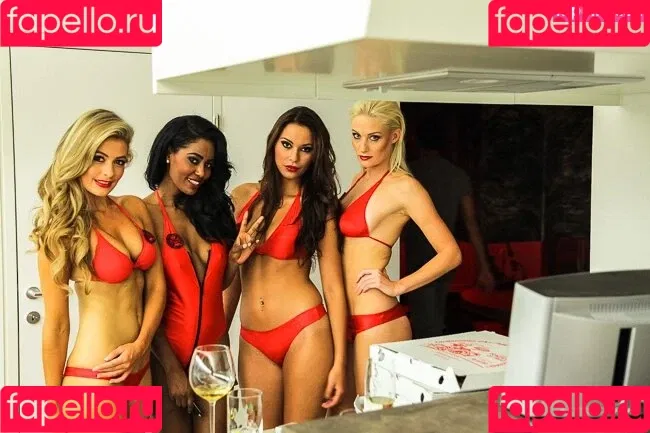 Charlotte Mckenna / Modelmouth / kennsss1 / model_mouth Onlyfans Photo Gallery 