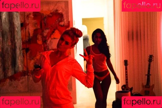 Charlotte Mckenna / Modelmouth / kennsss1 / model_mouth Onlyfans Photo Gallery 