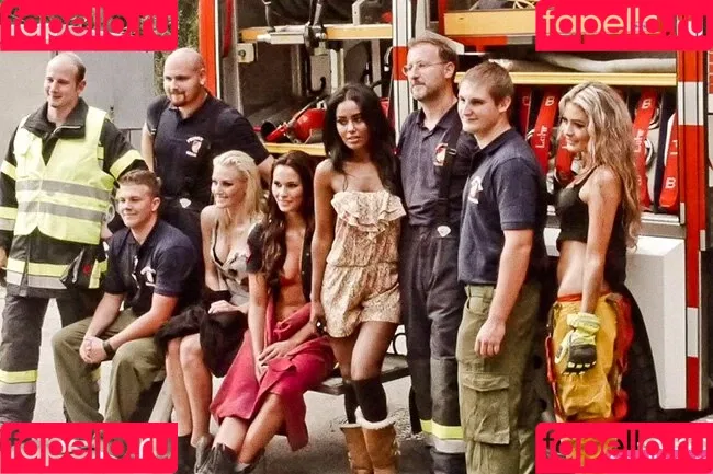 Charlotte Mckenna / Modelmouth / kennsss1 / model_mouth Onlyfans Photo Gallery 