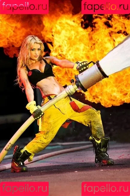 Charlotte Mckenna / Modelmouth / kennsss1 / model_mouth Onlyfans Photo Gallery 