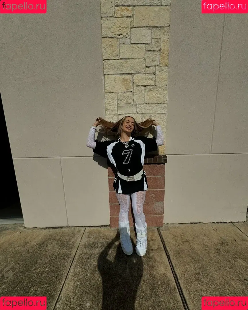 des_suzanne / destiny_suzanne_ Onlyfans Photo Gallery 