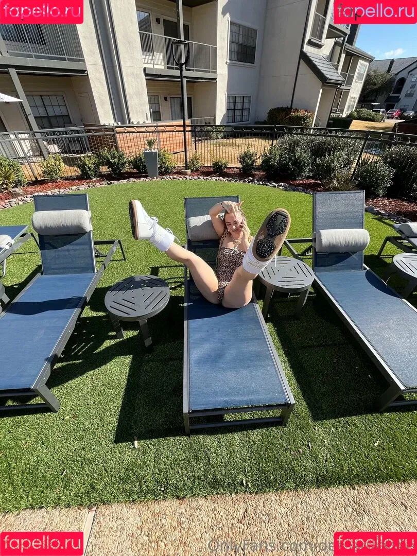 des_suzanne / destiny_suzanne_ Onlyfans Photo Gallery 