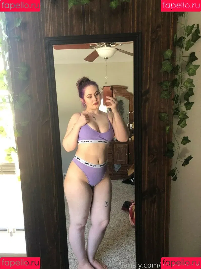 lunaajaane / lunaxjanee / paymepleaze Onlyfans Photo Gallery 