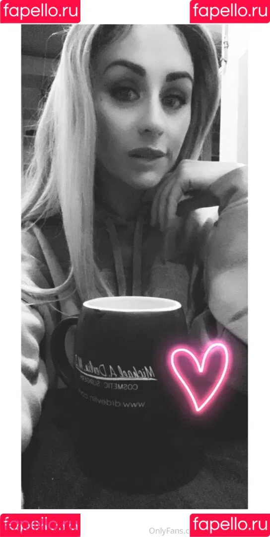 pornstarstatus00 Onlyfans Photo Gallery 