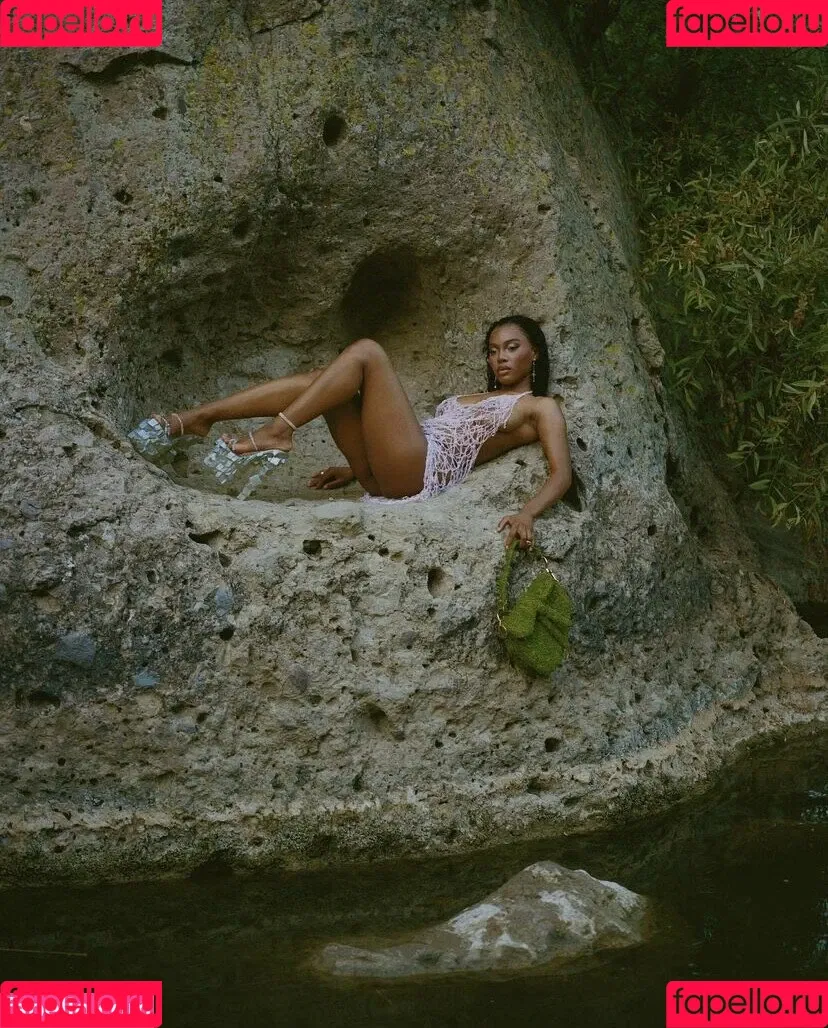 Quenlin Blackwell / quenblackwell Onlyfans Photo Gallery 