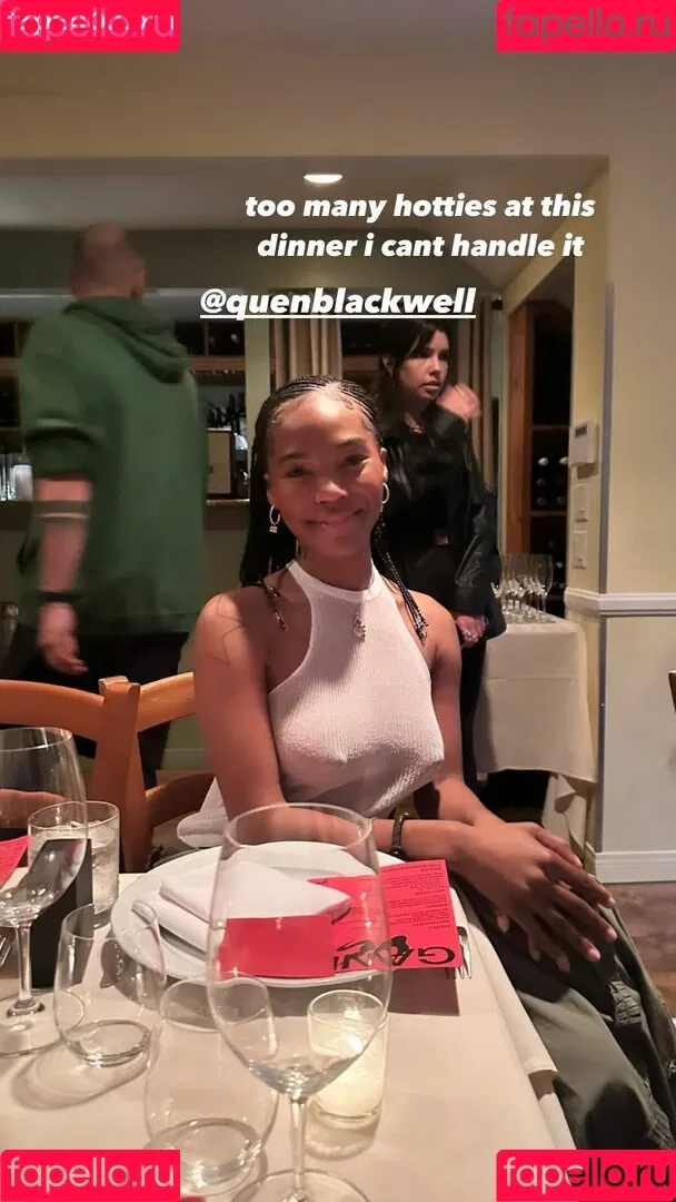 Quenlin Blackwell / quenblackwell Onlyfans Photo Gallery 